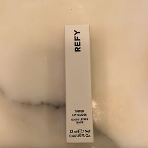 REFUY tinted lip gloss OAT
